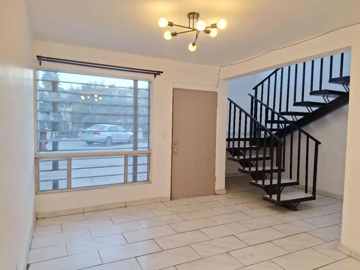 Casa Tipo townhouse URBAN GDL132-4